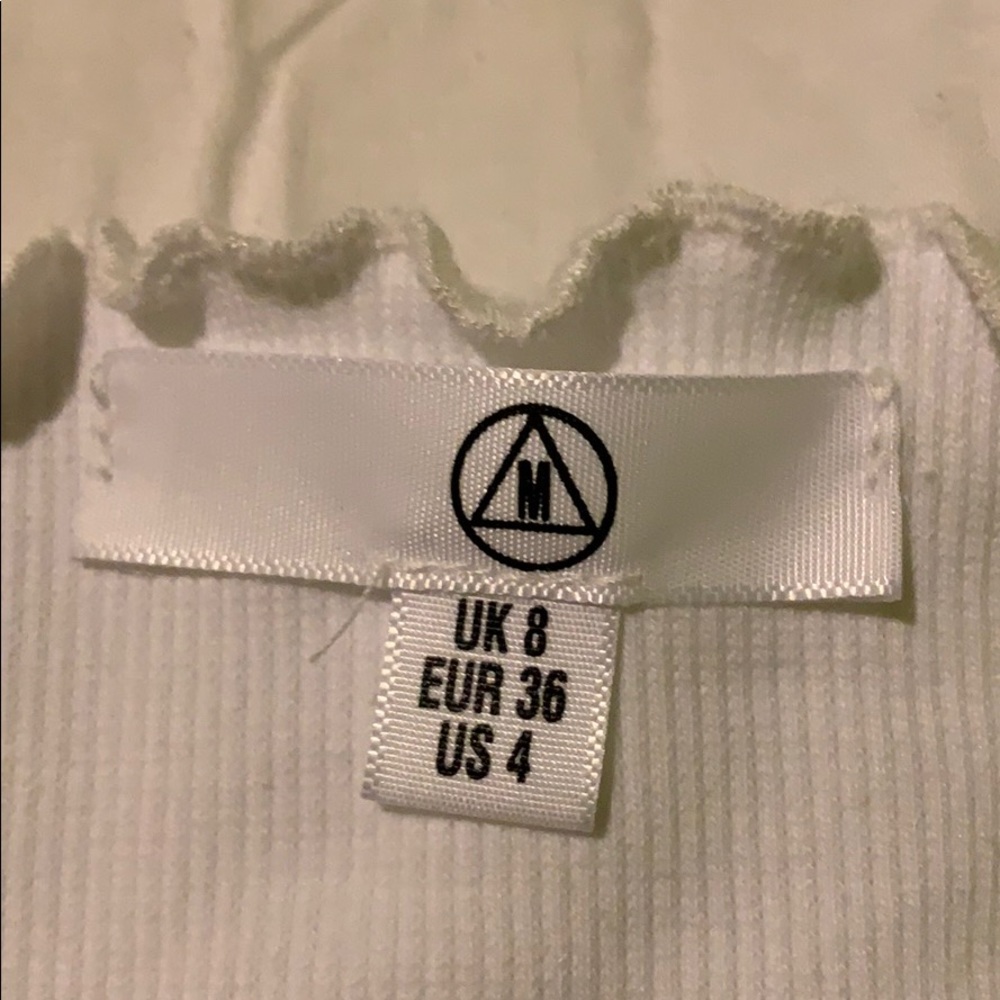 Missguided white off the shoulder top size 4/M - Picture 2 of 2